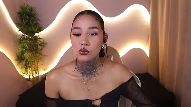 Anaya olyx online show from 25, 9, 2025