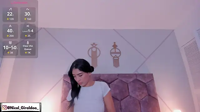 nicol giraldoo online show from 7, 4, 2026