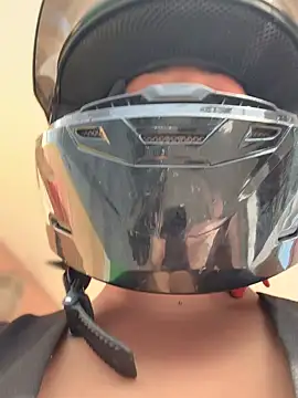 Snapshot of Emily__Storm chatting on 4, 11, 2025 Emily Storm online show from 4, 11, 2025