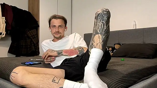Simon Feet online show from 27, 9, 2025
