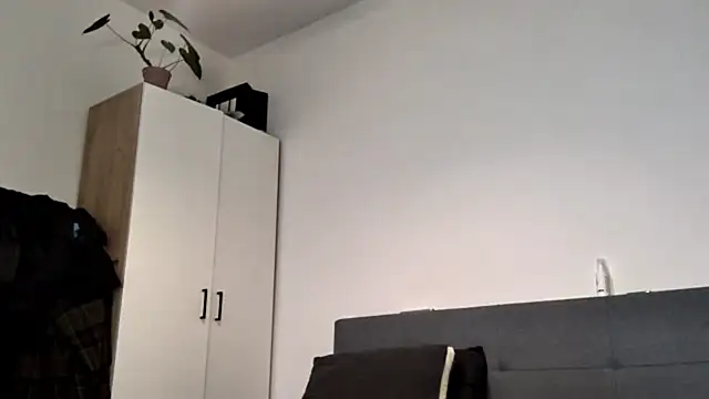 Simon Feet online show from 28, 9, 2025