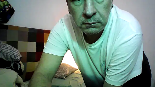 Snapshot of tuplaceroll chatting on 27, 10, 2025 tuplaceroll online show from 27, 10, 2025