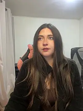 Snapshot of valentinauwu chatting on 27, 6, 2026 valentinauwu online show from 27, 6, 2026