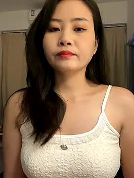 Snapshot of wly2028 chatting on 12, 11, 2025 wly2028 online show from 12, 11, 2025