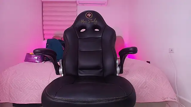 abbyrouss  online show from 22, 11, 2025