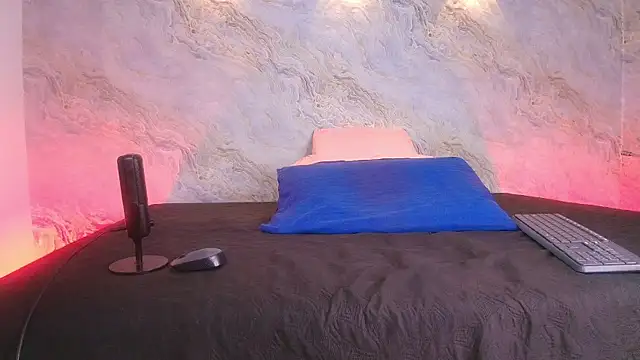 abbyrouss  online show from 6, 11, 2025