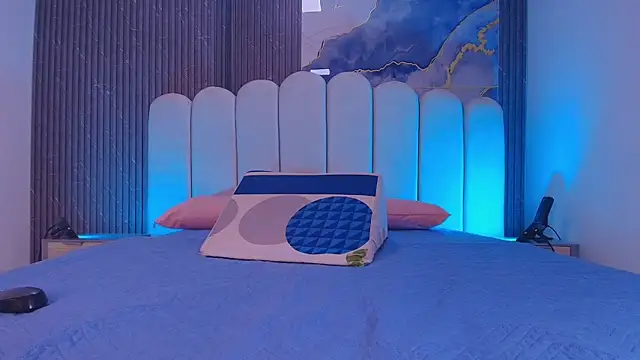 abbyrouss  online show from 27, 3, 2026