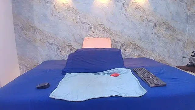 abbyrouss  online show from 30, 10, 2025