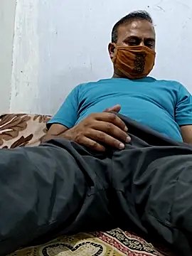 Famit025 online show from 11, 3, 2026