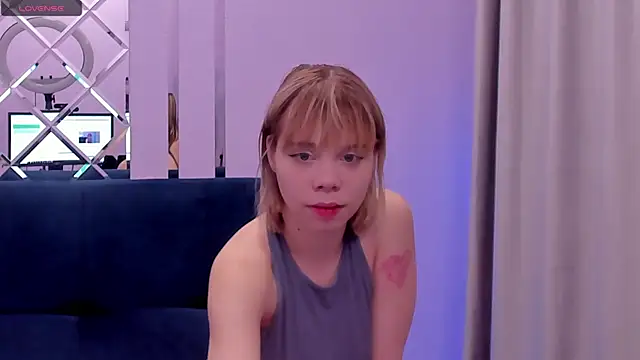 KittyGolden online show from 24, 9, 2025