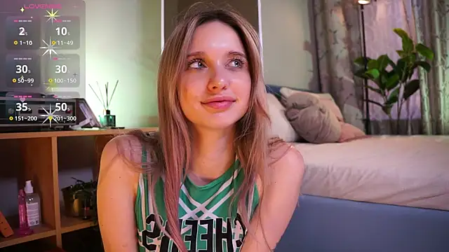 ElaraBlush online show from 24, 9, 2025