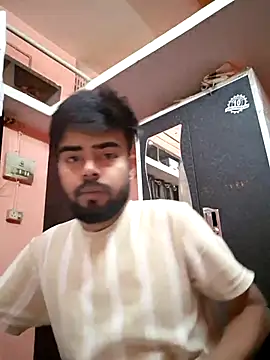 soniriyaa010101 online show from 13, 4, 2026