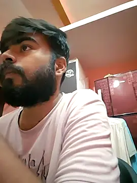 Snapshot of soniriyaa010101 chatting on 6, 11, 2025 soniriyaa010101 online show from 6, 11, 2025