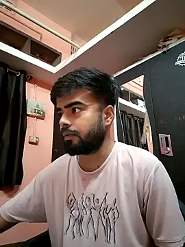 soniriyaa010101 online show from 18, 4, 2026