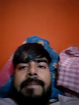 Snapshot of soniriyaa010101 chatting on 14, 10, 2025 soniriyaa010101 online show from 14, 10, 2025