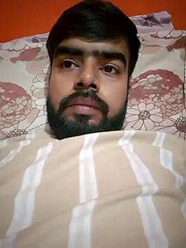 Snapshot of soniriyaa010101 chatting on 24, 10, 2025 soniriyaa010101 online show from 24, 10, 2025