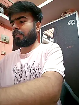 soniriyaa010101 online show from 11, 3, 2026