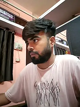 soniriyaa010101 online show from 2, 7, 2026
