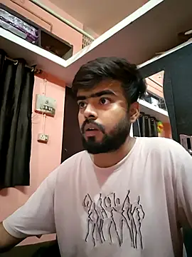 soniriyaa010101 online show from 2, 6, 2026