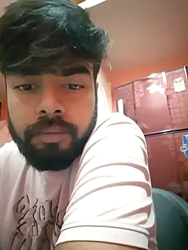 Snapshot of soniriyaa010101 chatting on 4, 11, 2025 soniriyaa010101 online show from 4, 11, 2025