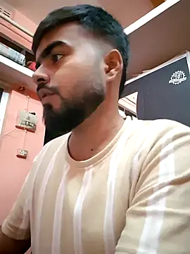 Snapshot of soniriyaa010101 chatting on 9, 11, 2025 soniriyaa010101 online show from 9, 11, 2025