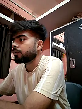 soniriyaa010101 online show from 28, 4, 2026