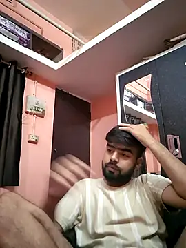 soniriyaa010101 online show from 3, 6, 2026