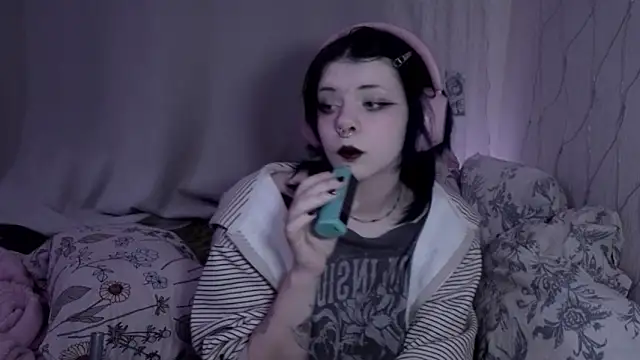 Snapshot of Alice_Zev chatting on 10, 4, 2026 Alice Zev online show from 10, 4, 2026