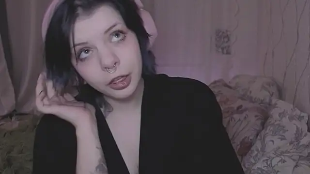 Snapshot of Alice_Zev chatting on 15, 4, 2026 Alice Zev online show from 15, 4, 2026