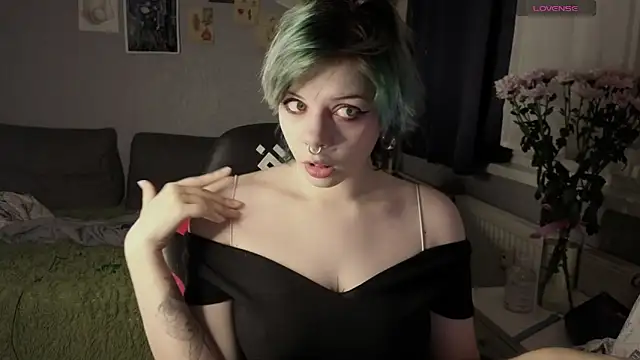 Alice Zev online show from 10, 10, 2025