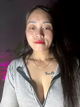 chipp-bong online show from 12, 11, 2025