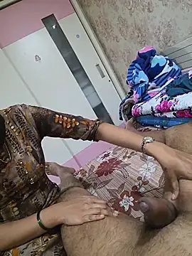 Snapshot of shobha_lover02 chatting on 5, 11, 2025 shobha lover02 online show from 5, 11, 2025