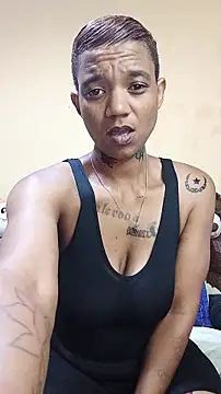 Snapshot of JANIELEE chatting on 27, 11, 2025 JANIELEE online show from 27, 11, 2025