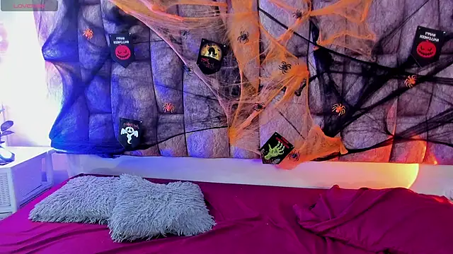 miss-dahlia online show from 11, 10, 2025