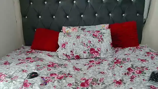 YummyJellybooty13 online show from 29, 9, 2025