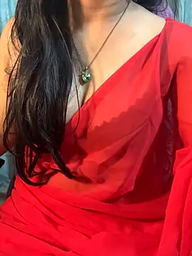 Snapshot of tanvi_001 chatting on 15, 10, 2025 tanvi 001 online show from 15, 10, 2025
