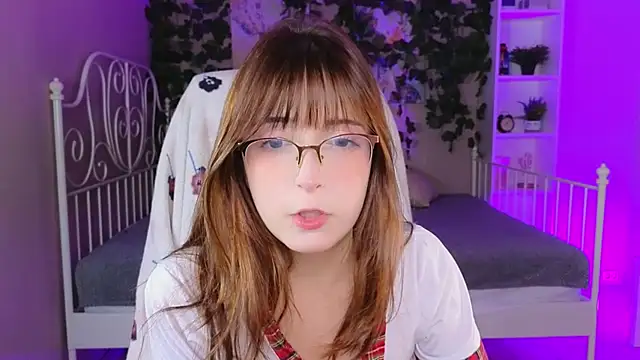 Sophie Toffie online show from 8, 10, 2025