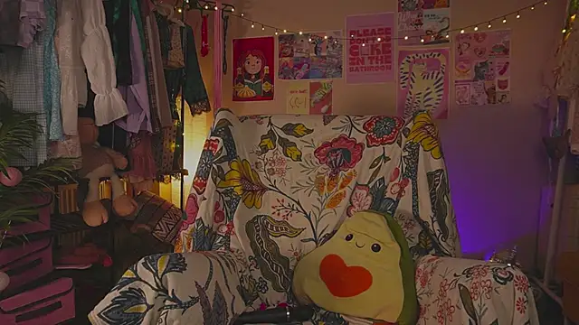 Charming winky online show from 14, 11, 2025