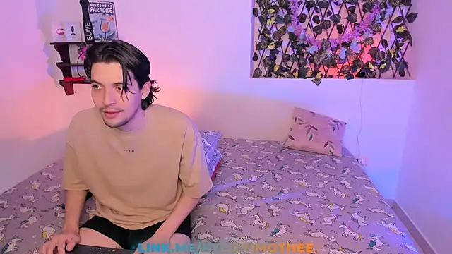 kylietimothee online show from 16, 5, 2026