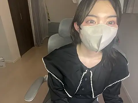 Snapshot of naginagisan chatting on 4, 6, 2026 naginagisan online show from 4, 6, 2026