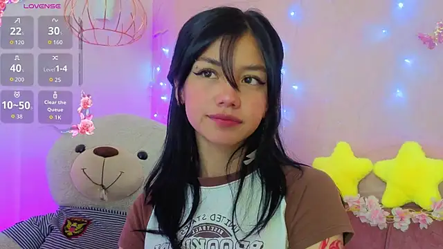 april bennett online show from 22, 4, 2026