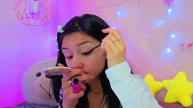 april bennett online show from 26, 2, 2026