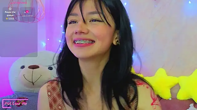 april bennett online show from 17, 3, 2026