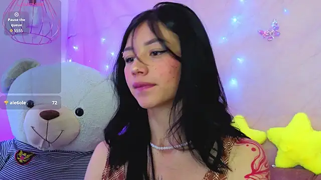 Snapshot of april_bennett chatting on 4, 6, 2026 april bennett online show from 4, 6, 2026