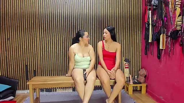 VantablackBDSMShow  online show from 5, 2, 2026