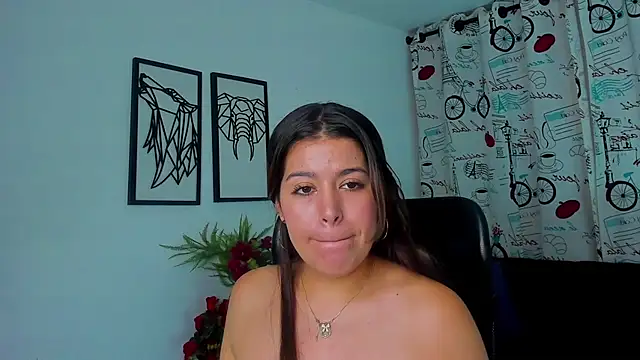 Snapshot of Kaylaa_Cooper chatting on 3, 10, 2025 Kaylaa Cooper online show from 3, 10, 2025