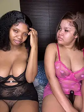 MilfBoobsxx online show from 18, 11, 2025