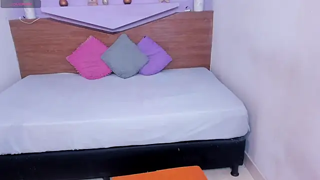 BiancaEmber9 online show from 2, 10, 2025
