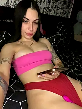 Snapshot of Bella_R0se chatting on 20, 10, 2025 Bella R0se online show from 20, 10, 2025