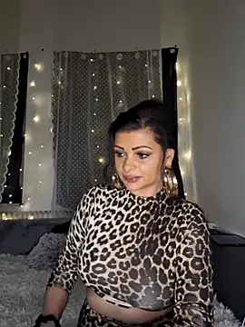 Pillango1212 online show from 3, 2, 2026